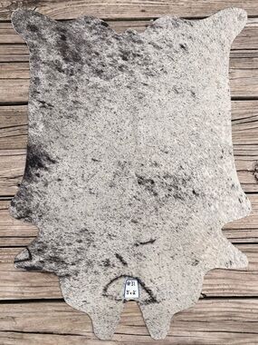 New Speckled Cowhide Accent Rug - Black and White
